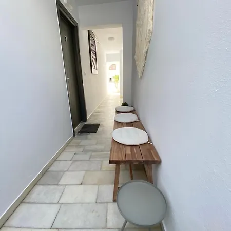 Aplomata Naxos Apartment